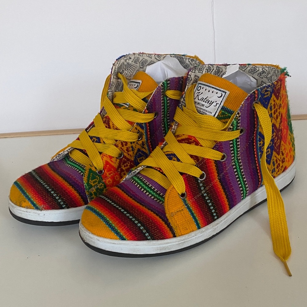 Katsys Colorful Aztec High-Top Sneakers with Yellow Laces |Mens 9|